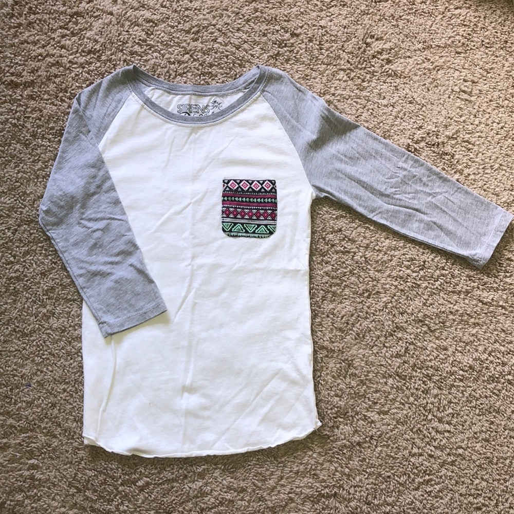 Women’s S Sirens and Dolls pocket tee